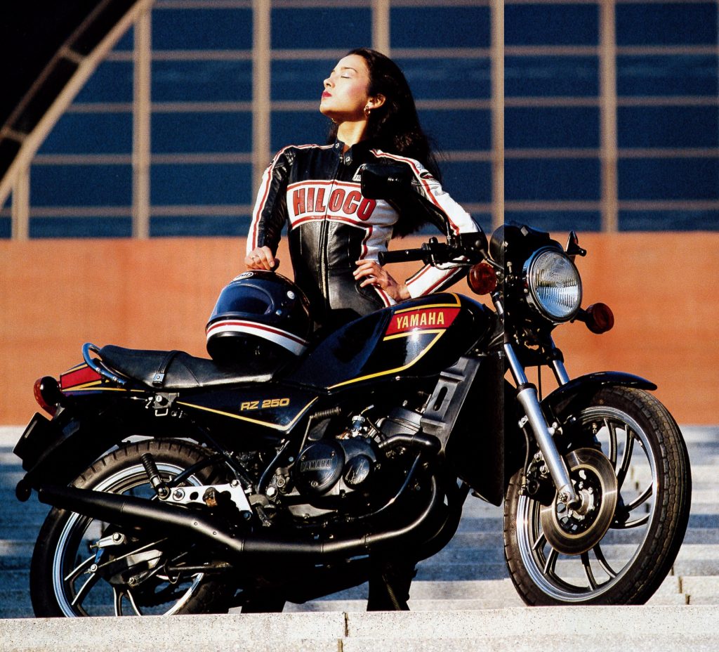 YAMAHA RZ250(初期型)ブラック
